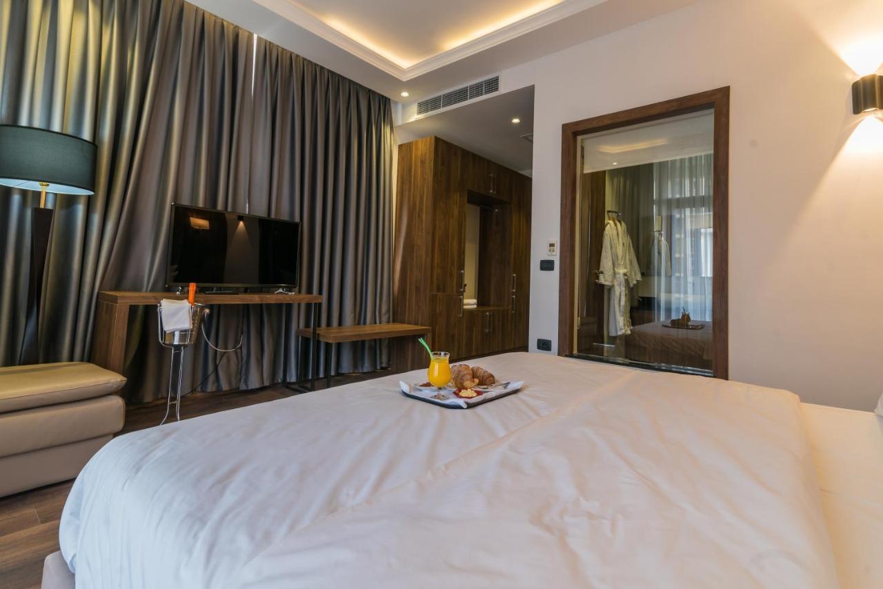 Rafaelo Resort Shëngjin 外观 照片